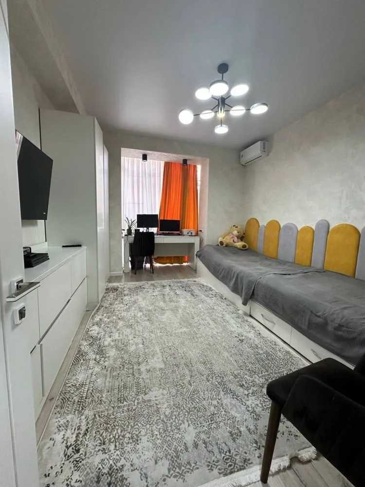 95 м², 3-комн. квартира, 4/8