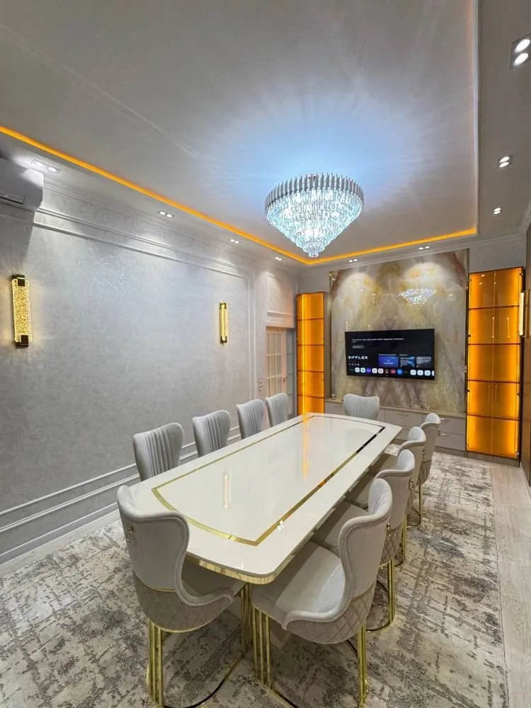 155 м², 5-комн. квартира, 8/8