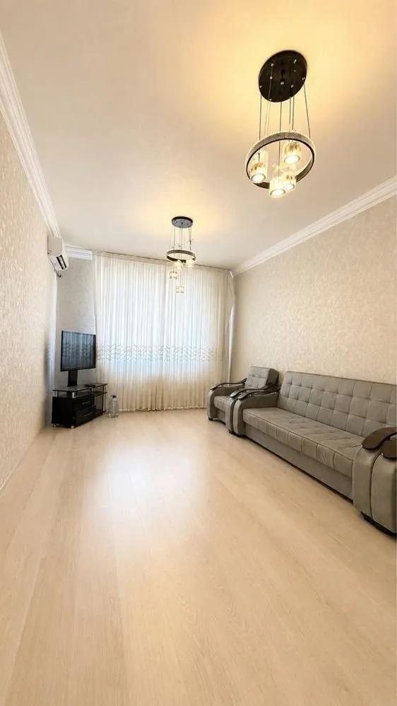 80 м², 3-комн. квартира, 7/10