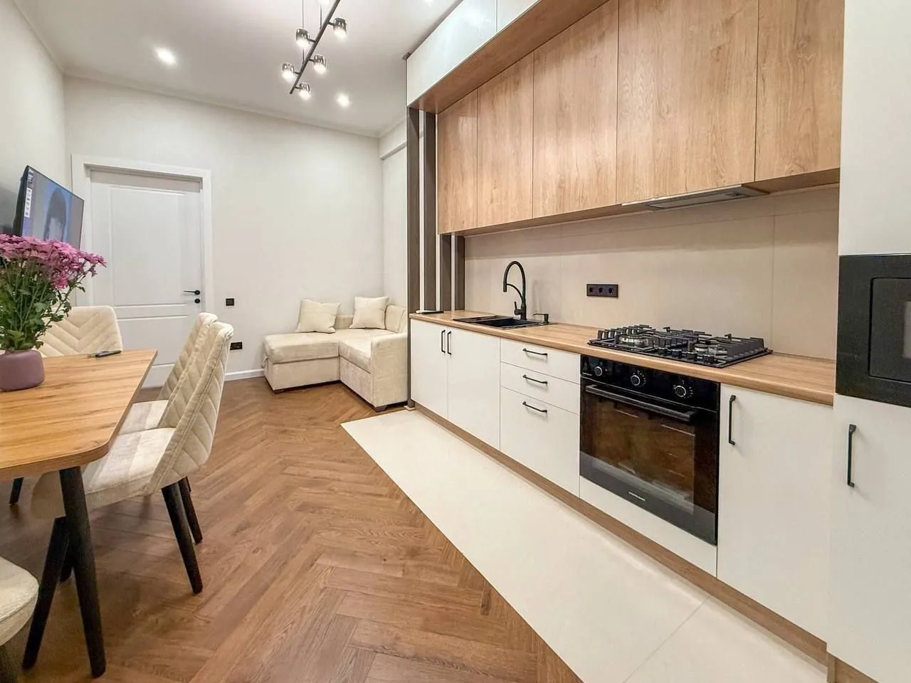 75 м², 3-комн. квартира, 8/8