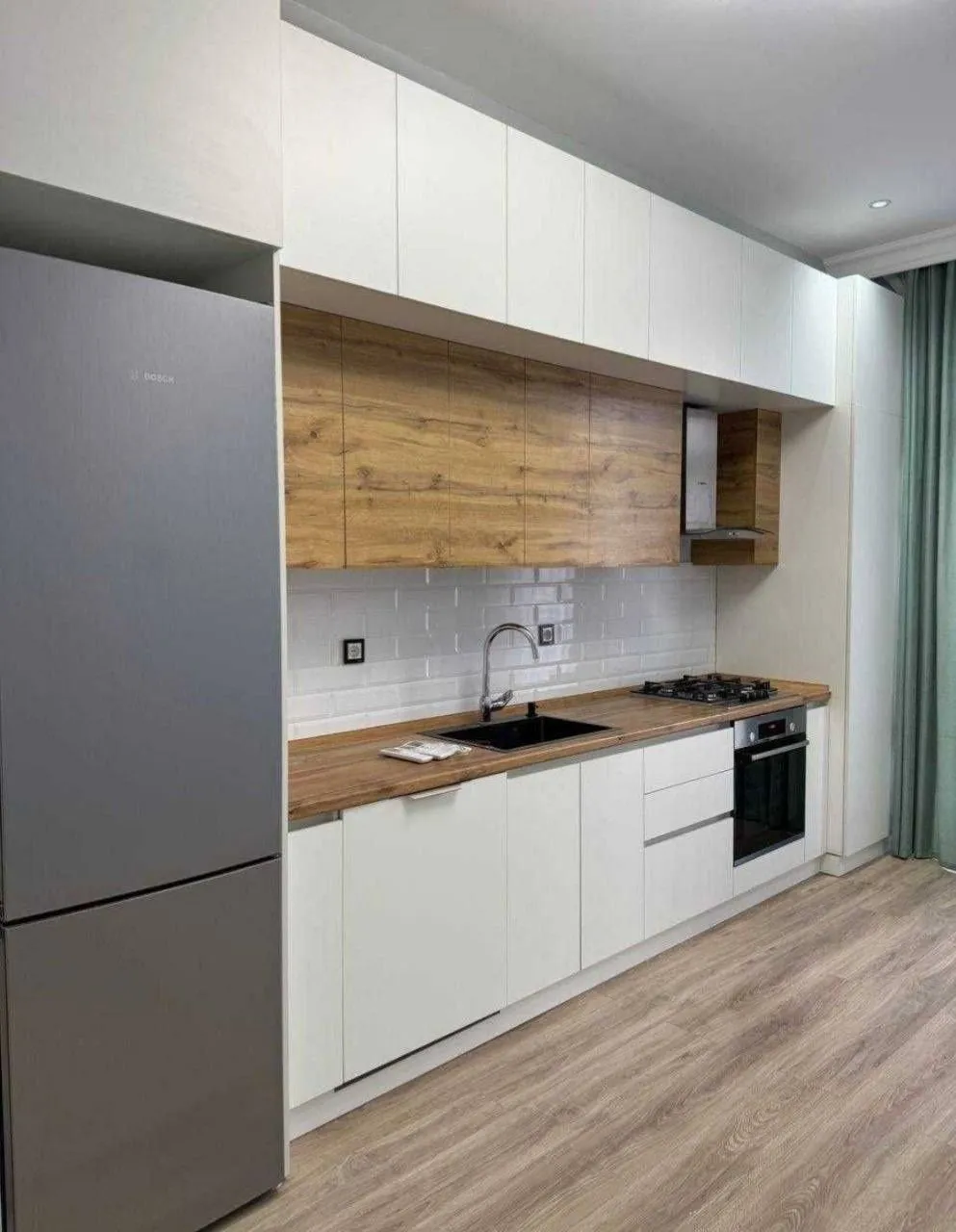 138 м², 4-комн. квартира, 1/10