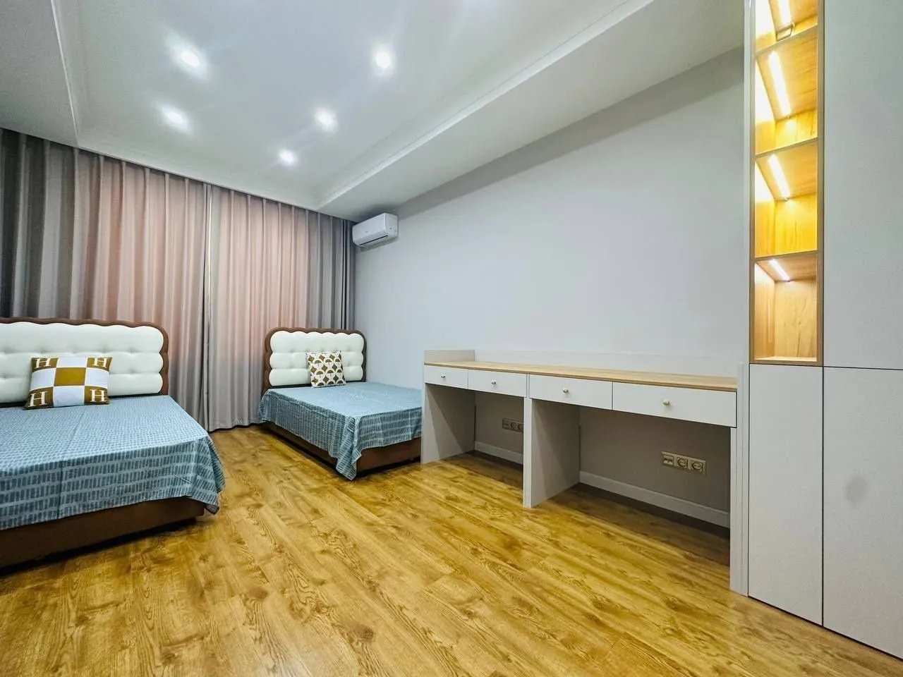 65 м², 3-комн. квартира, 2/12