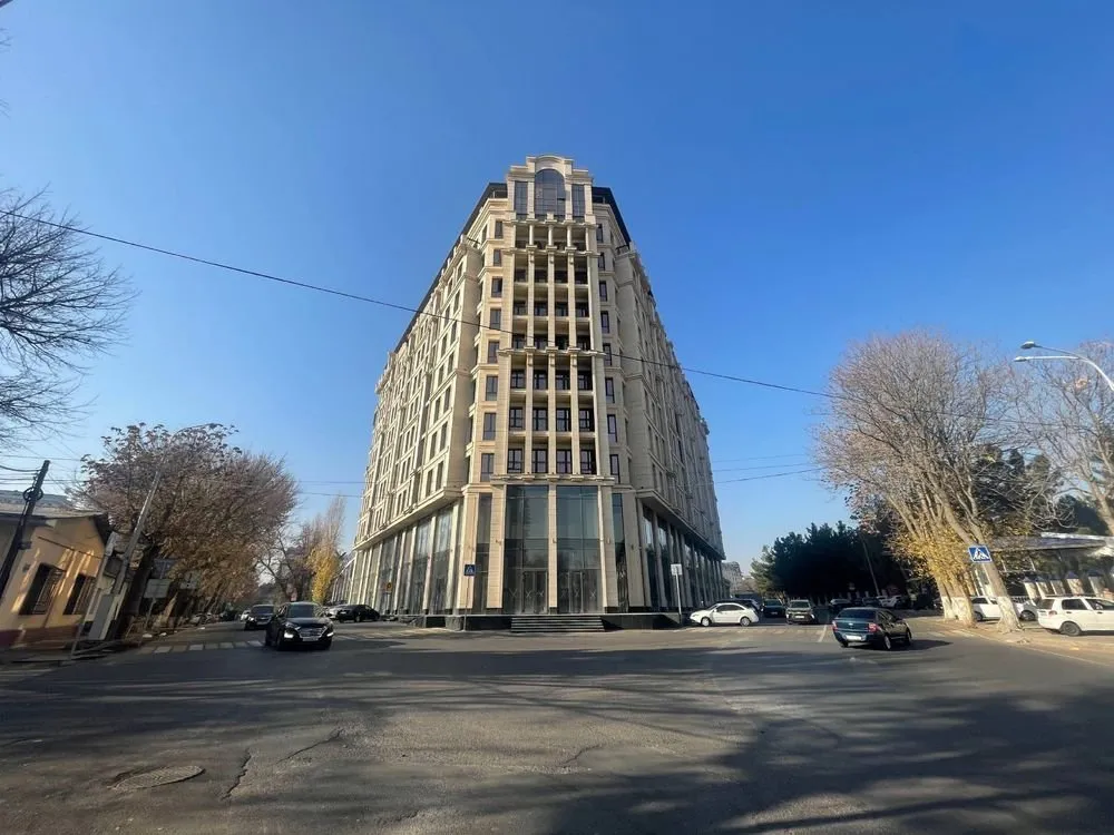 141 м², 4-комн. квартира, 7/11