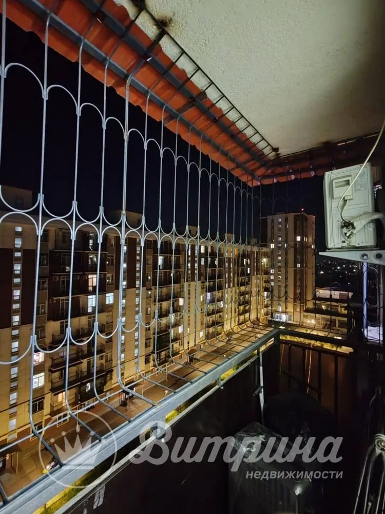 33 м², 2-комн. квартира, 8/9