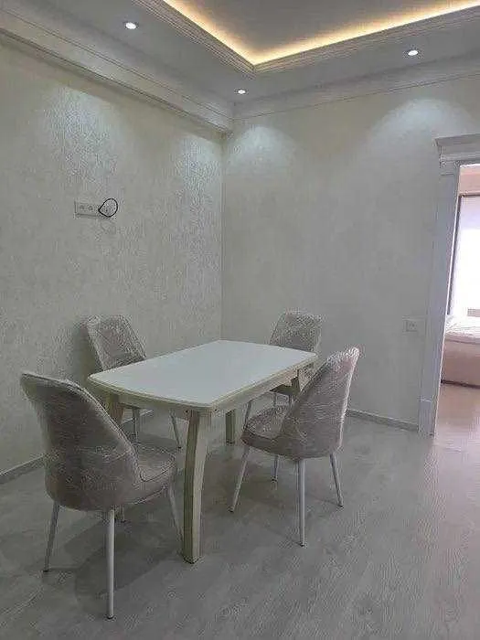 60 м², 2-комн. квартира, 2/10