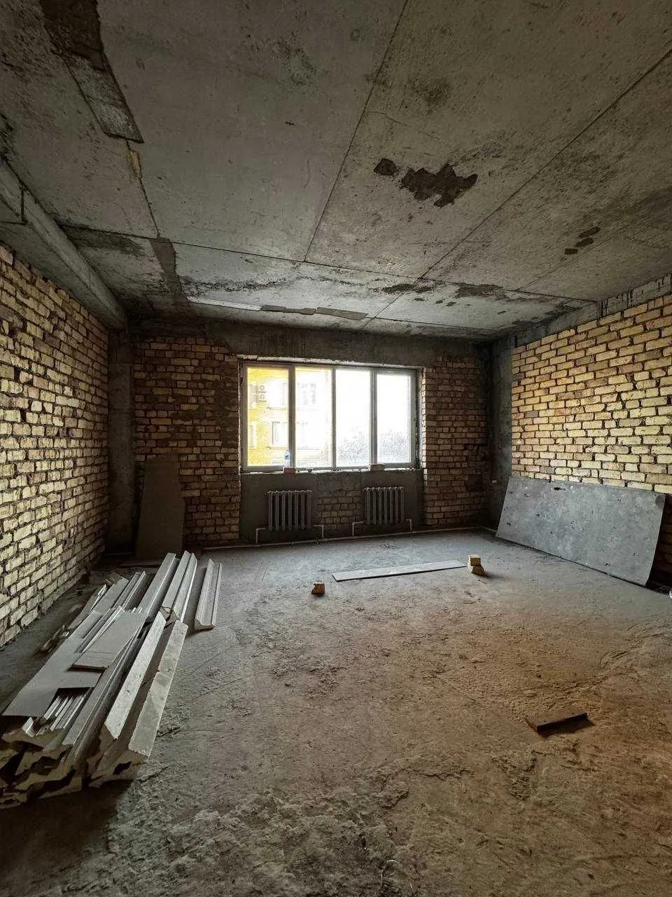 170 м², 4-комн. квартира, 3/8