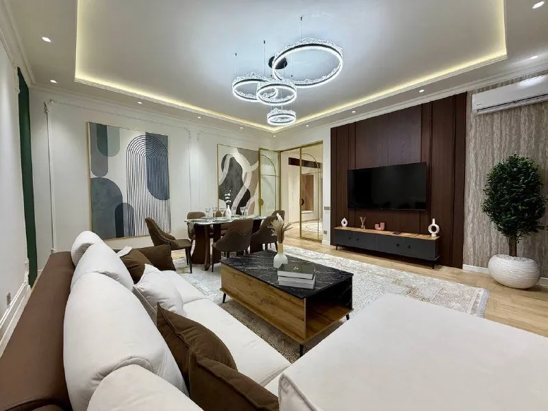 130 м², 4-комн. квартира, 6/8