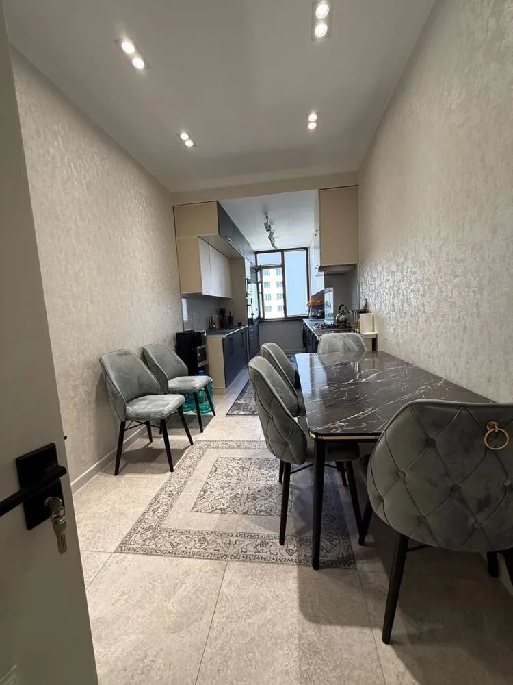 105 m², 4-xonali kvartira, 6/10