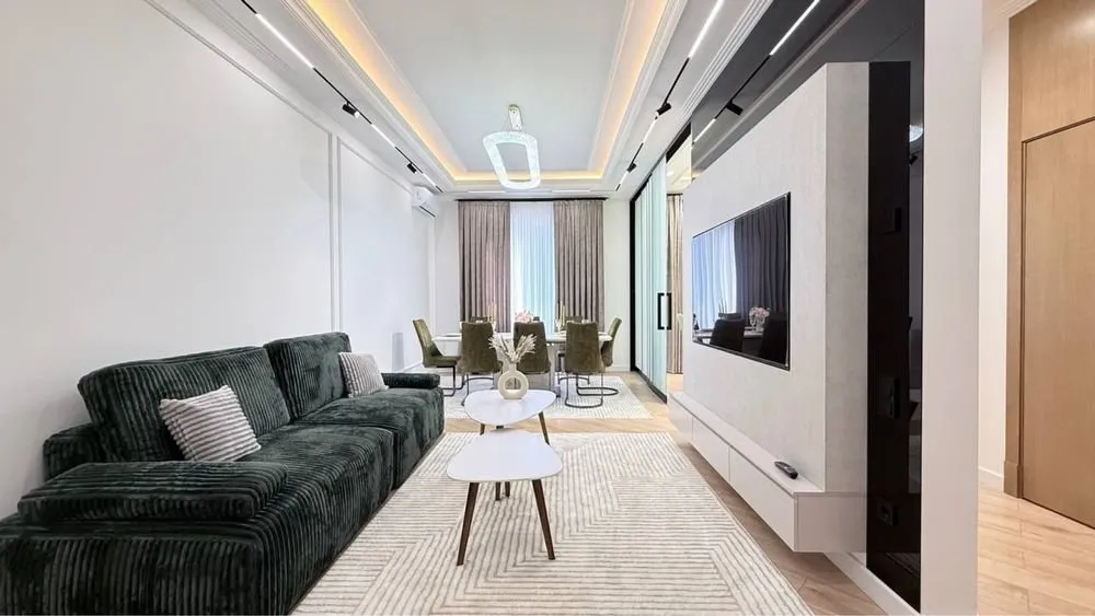 250 м², 5-комн. квартира, 7/8