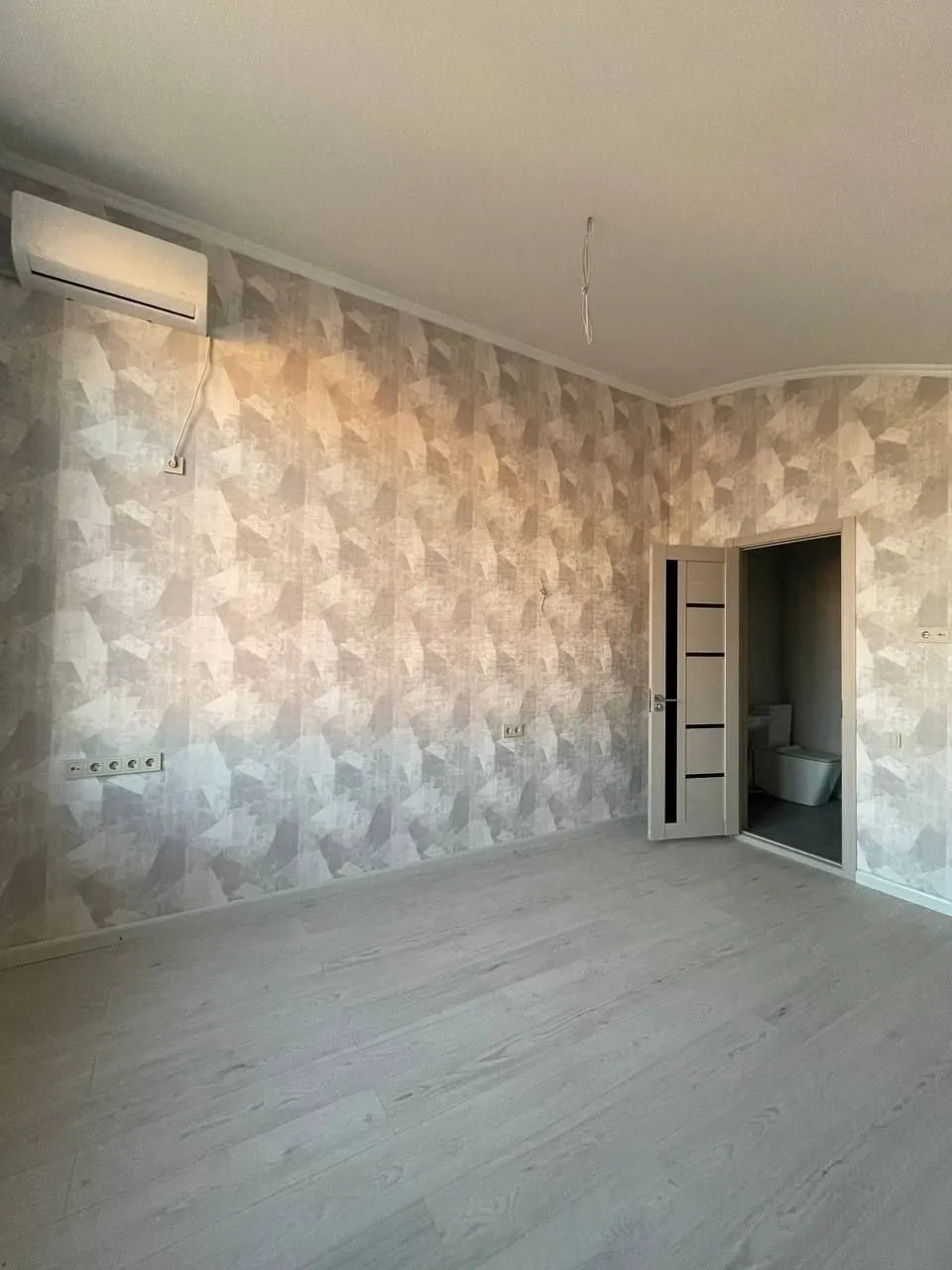 111 м², 3-комн. квартира, 10/10