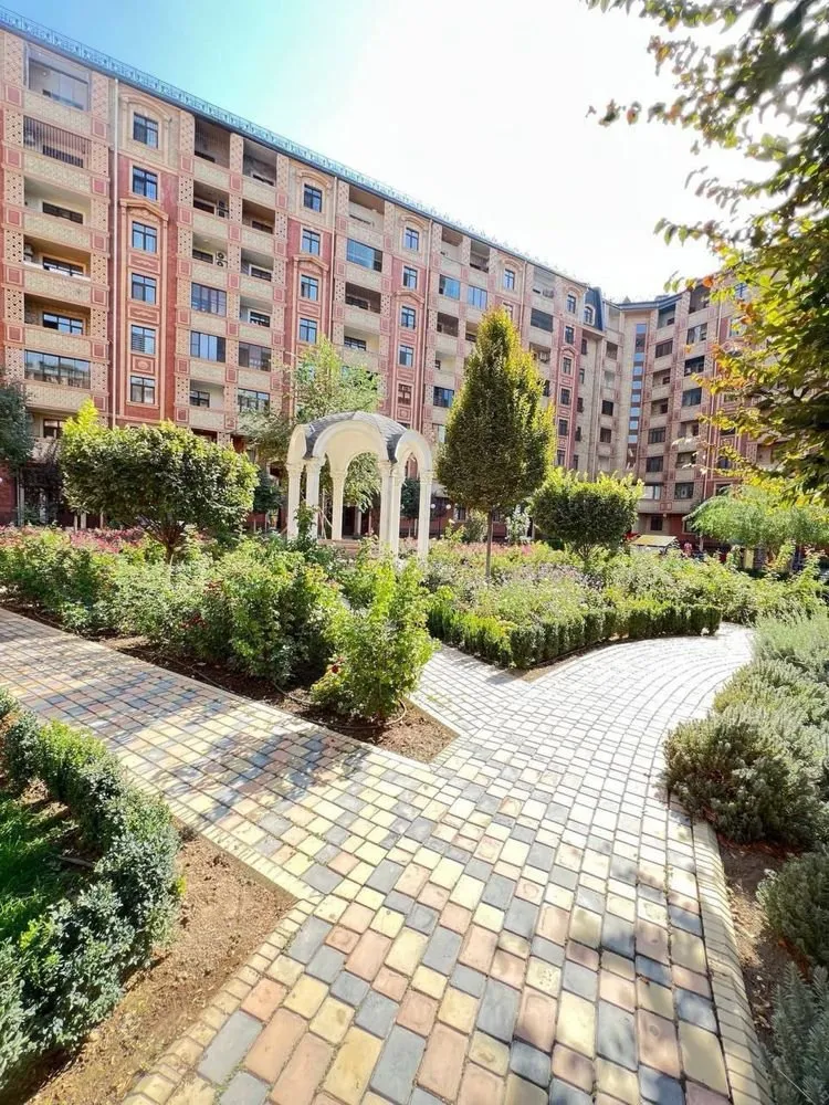 150 m², 4-xonali kvartira, 7/8