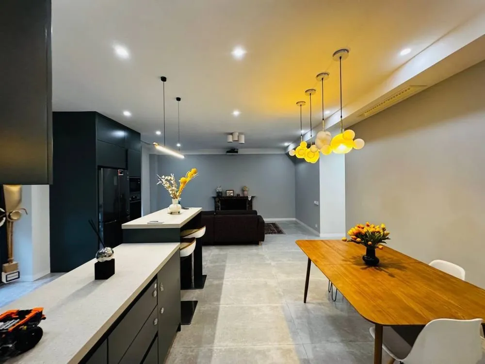 140 м², 4-комн. квартира, 5/8