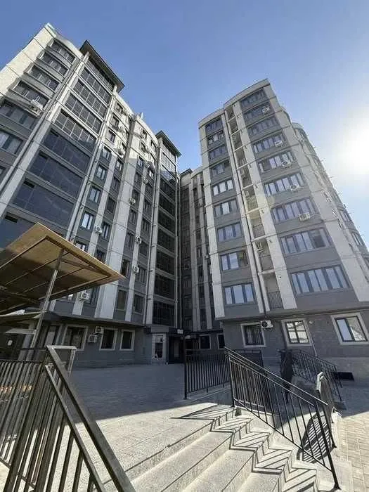 70 м², 2-комн. квартира, 8/10