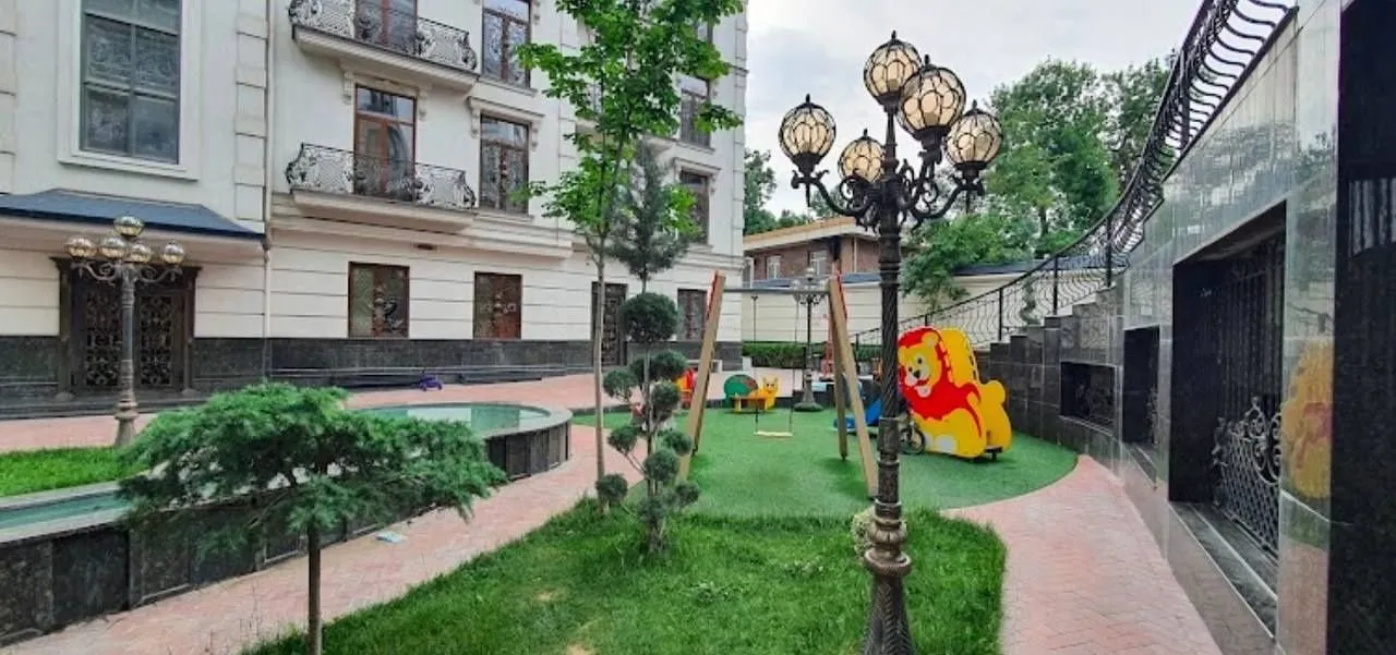 228 м², 4-комн. квартира, 5/6