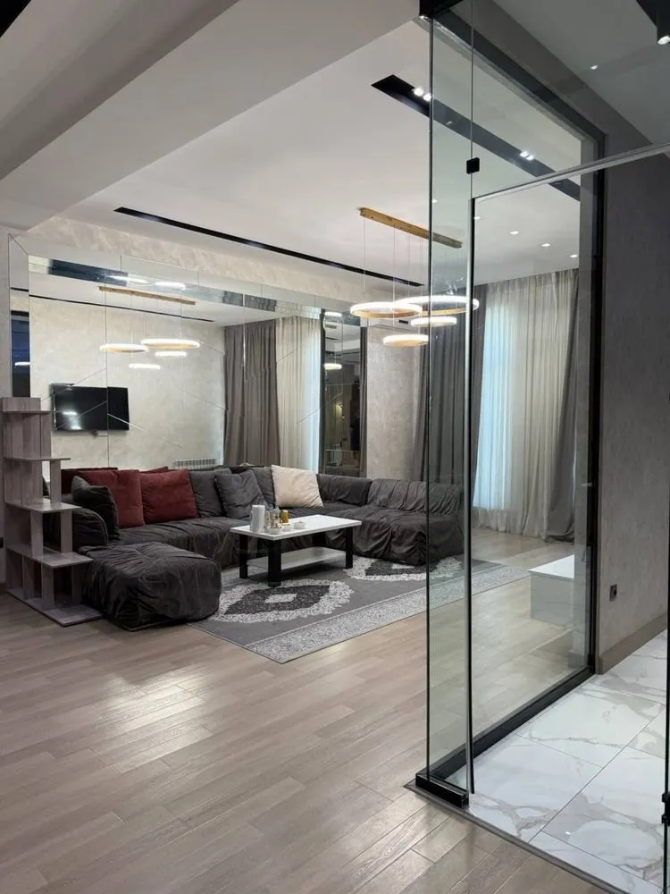 154 m², 4-xonali kvartira, 3/6