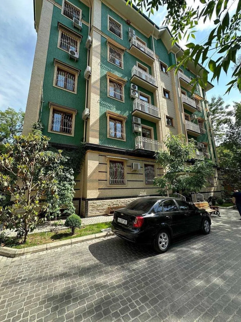 192 м², многокомнатная квартира, 1/5