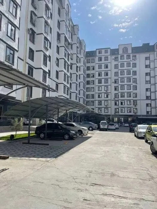 83 м², 3-комн. квартира, 1/10