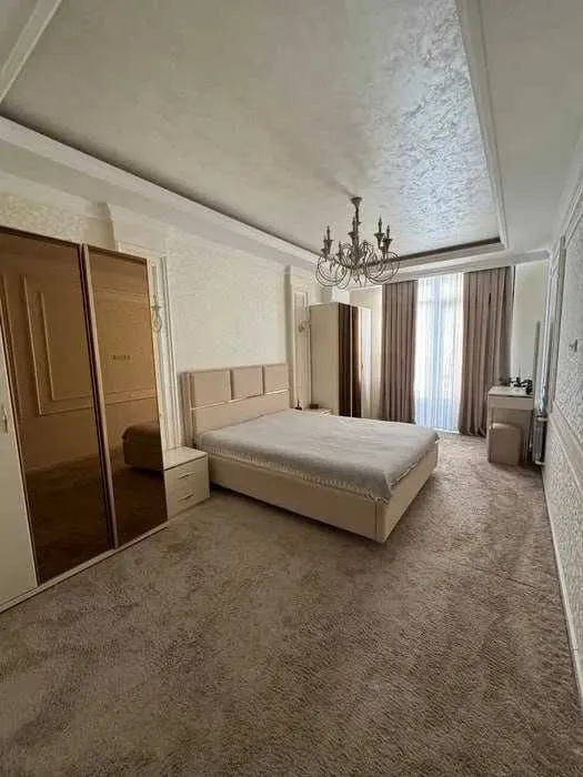 150 м², 4-комн. квартира, 9/9