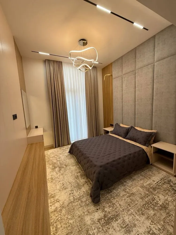 110 m², 4-xonali kvartira, 7/8