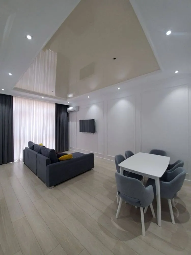 90 м², 3-комн. квартира, 6/8