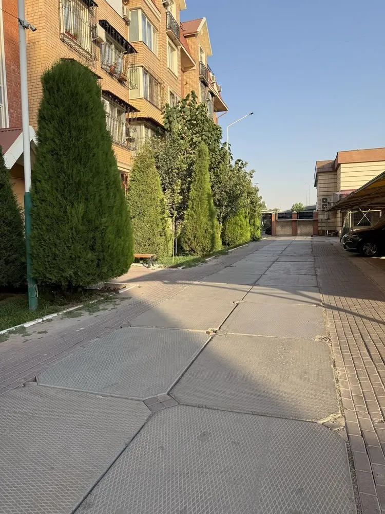106 м², 3-комн. квартира, 1/5