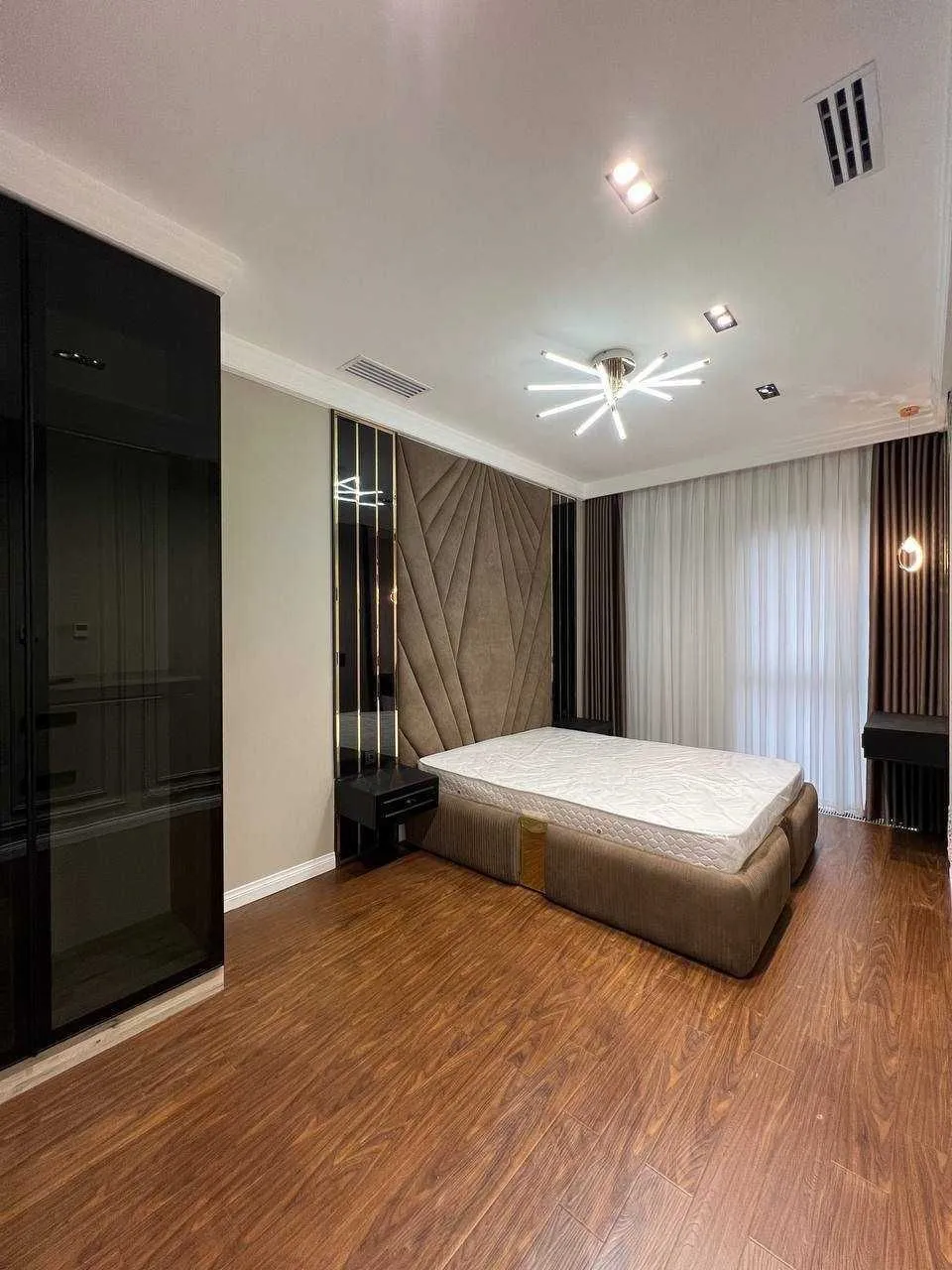 80 м², 3-комн. квартира, 4/10