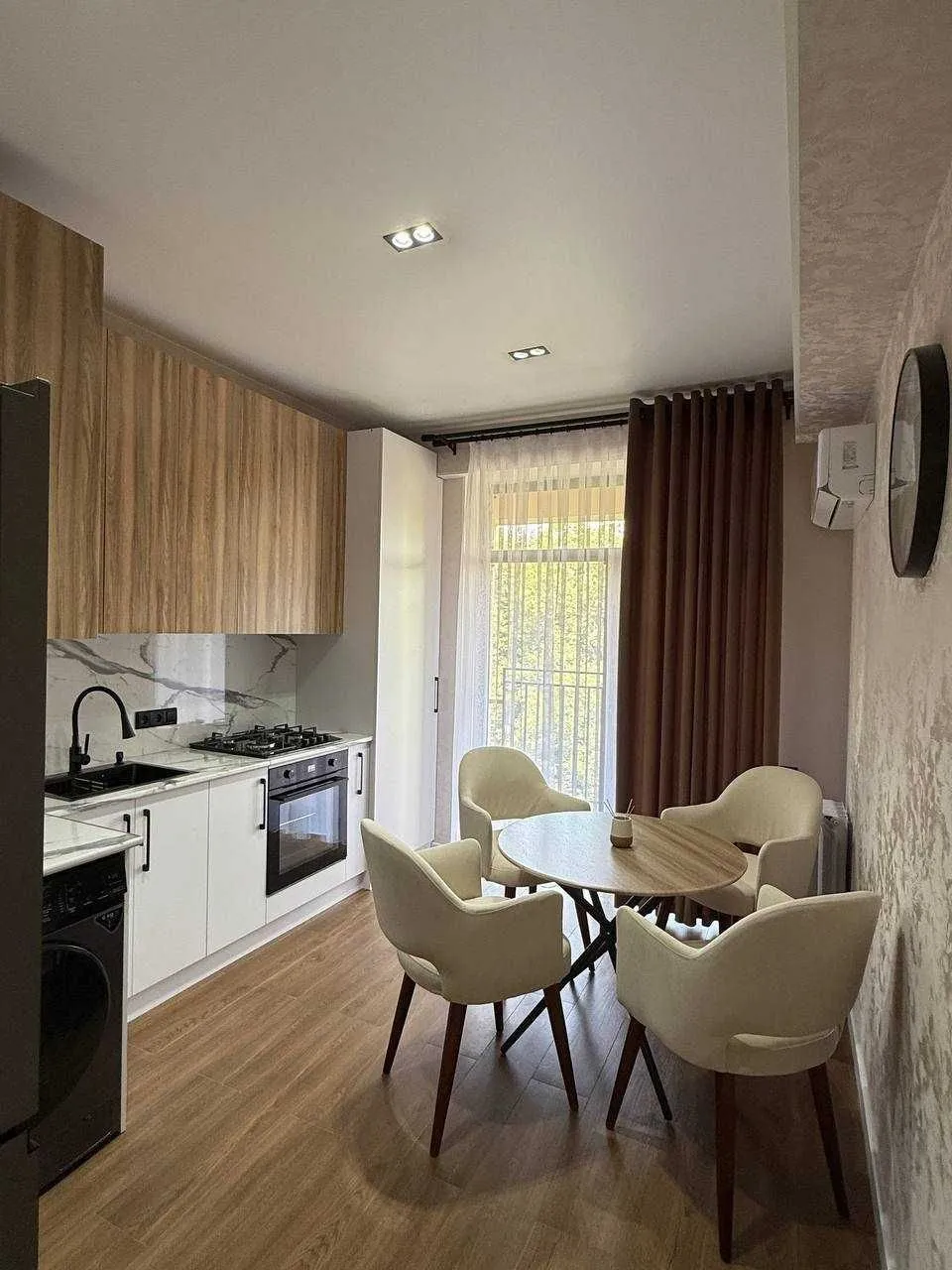 55 м², 2-комн. квартира, 4/7