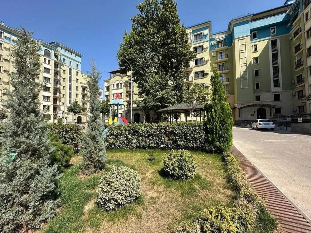 140 m², 4-xonali kvartira, 4/7