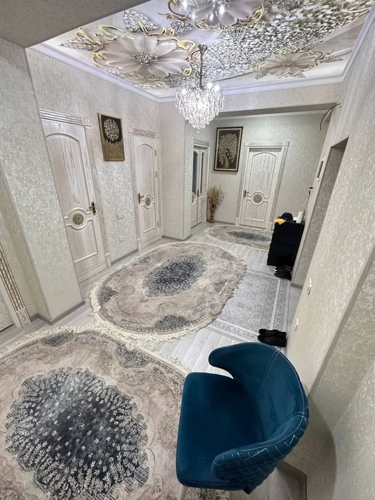 110 м², 4-комн. квартира, 5/5