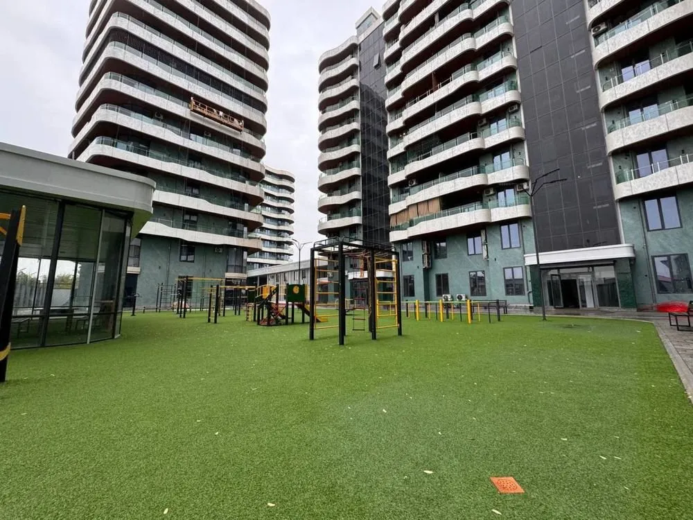 139 m², 4-xonali kvartira, 10/12