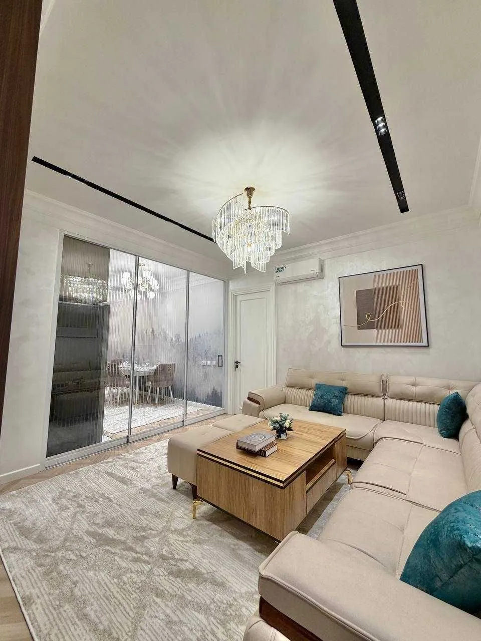 80 м², 2-комн. квартира, 9/10