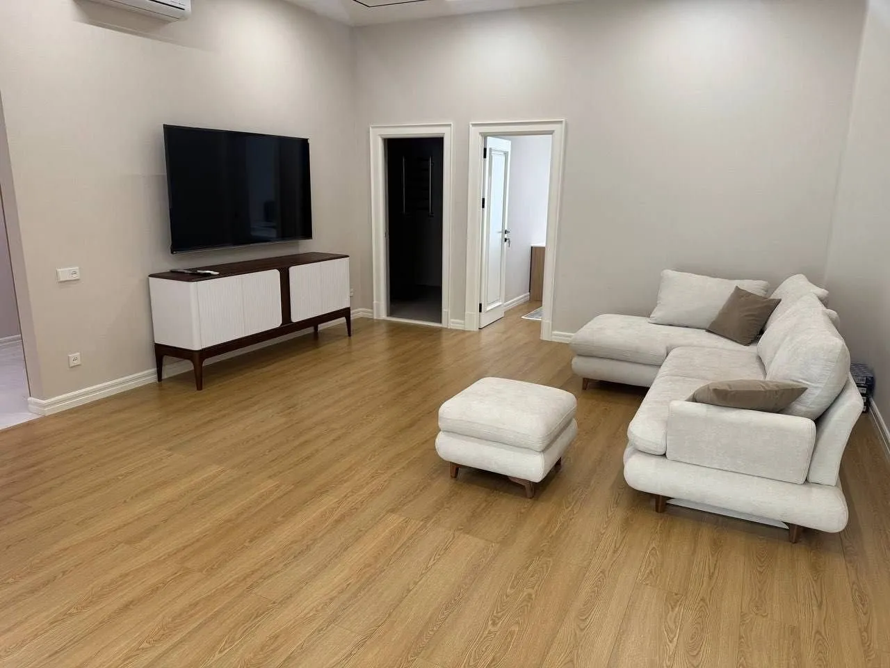 130 м², 4-комн. квартира, 4/7
