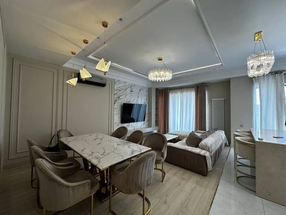 128 м², 4-комн. квартира, 8/9