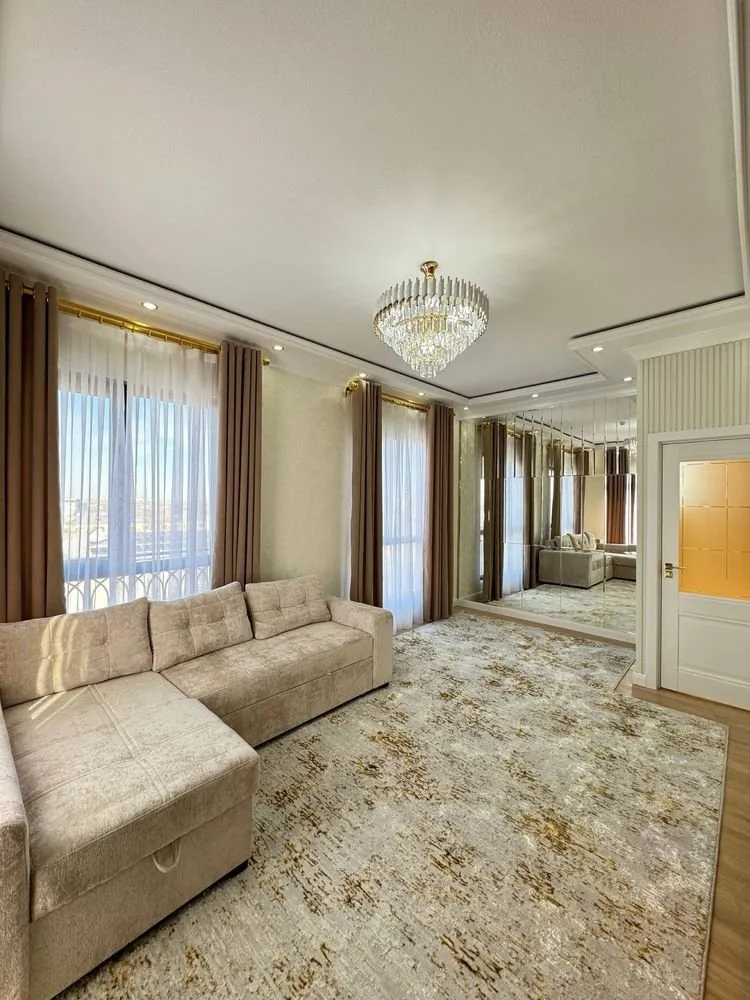 80 м², 3-комн. квартира, 6/12