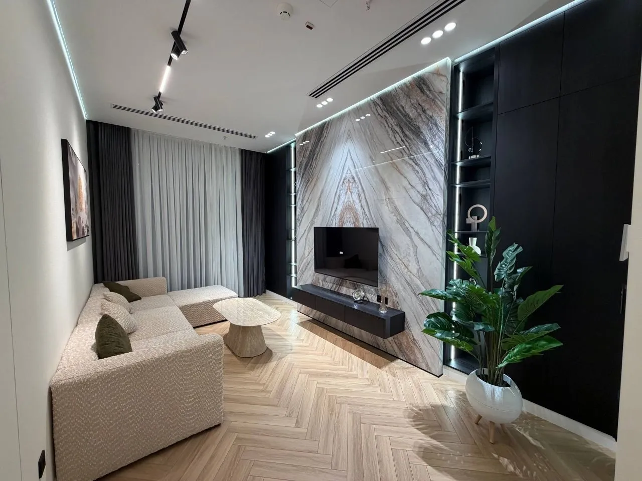 74 m², 3-xonali kvartira, 15/51