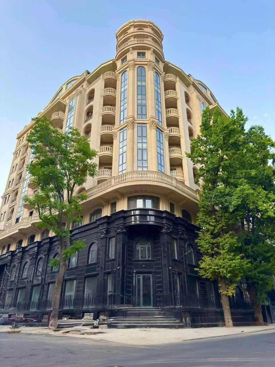 383 m², ko'p xonali kvartira, 11/12