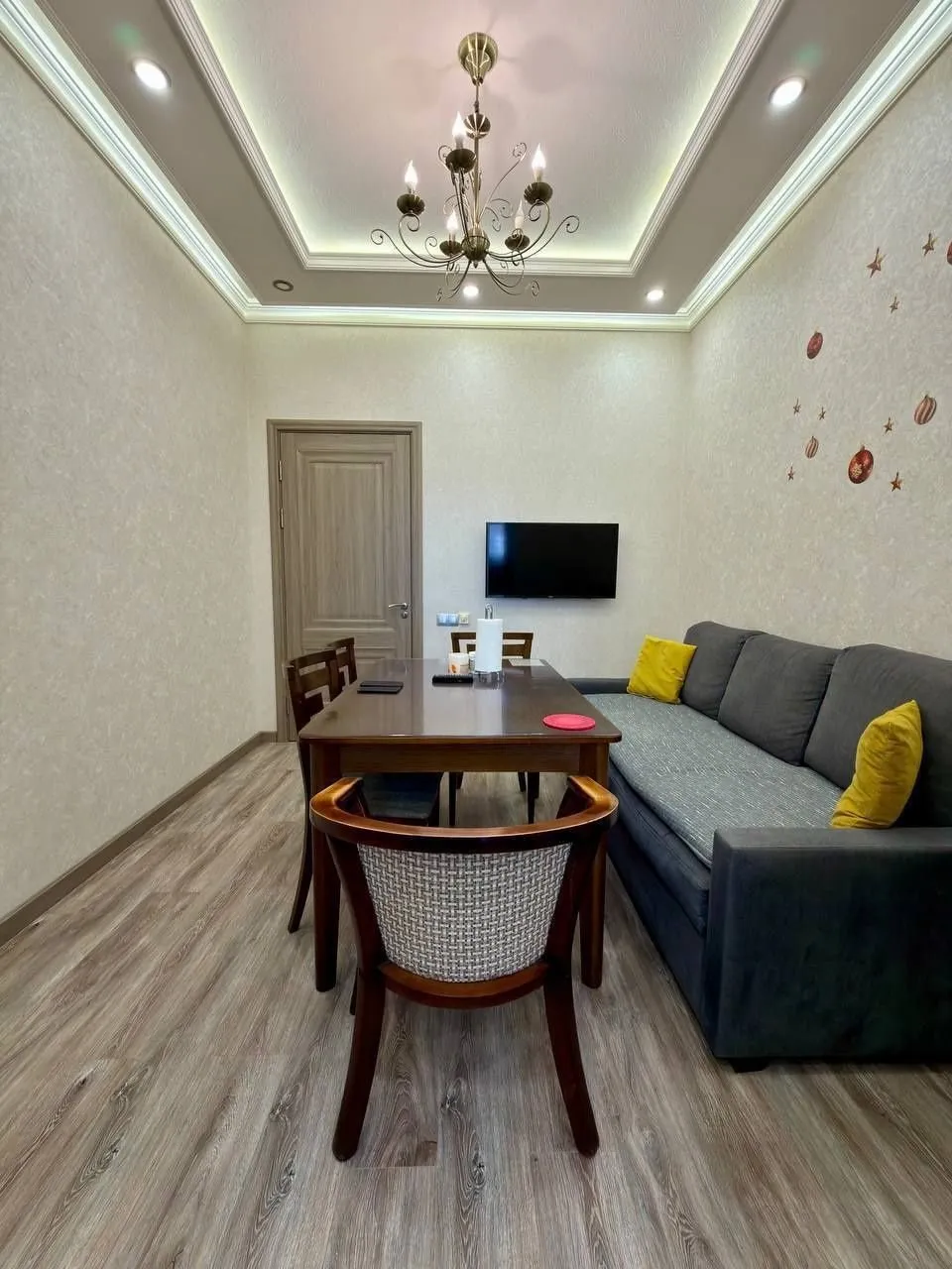 105 м², 3-комн. квартира, 3/6