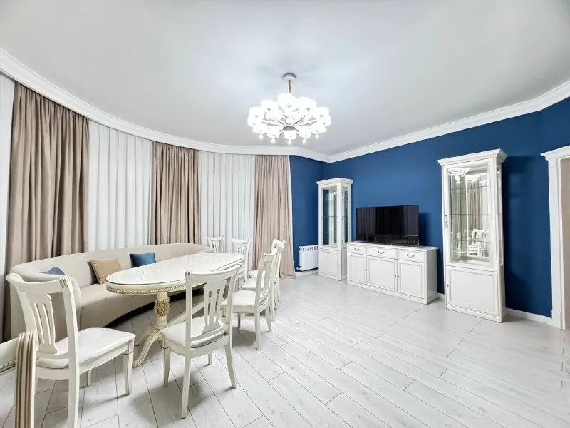 140 м², 4-комн. квартира, 6/10