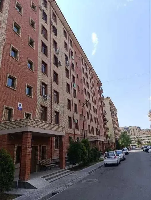 87 м², 4-комн. квартира, 4/8