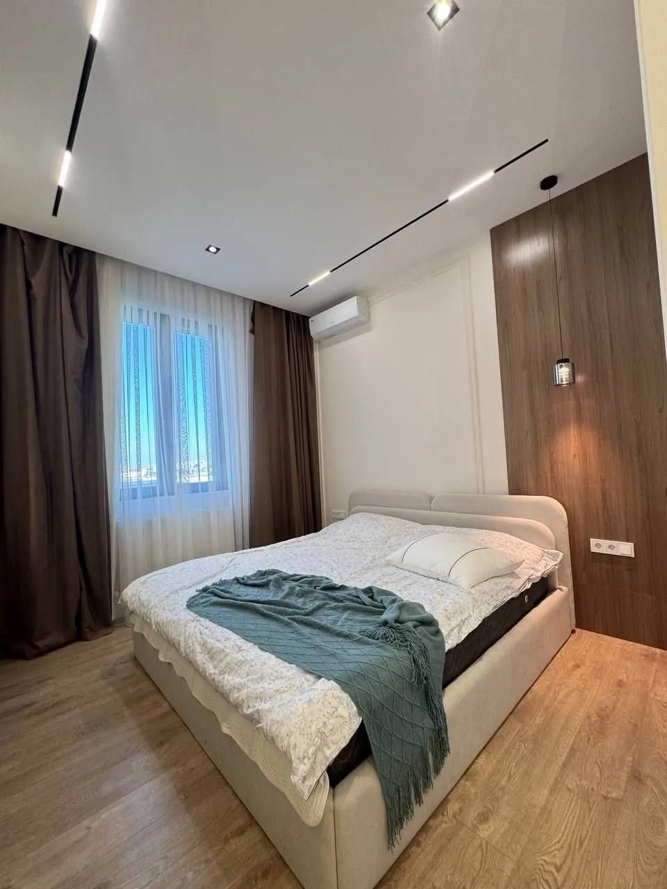 131 м², 4-комн. квартира, 7/14