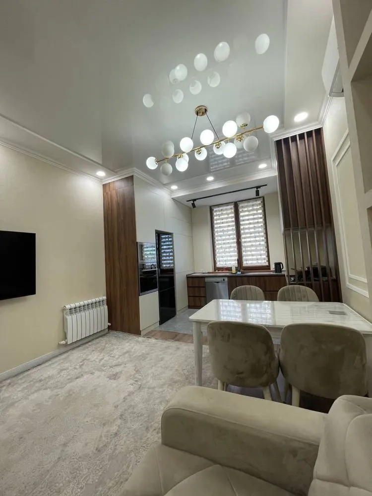 105 м², 3-комн. квартира, 8/9