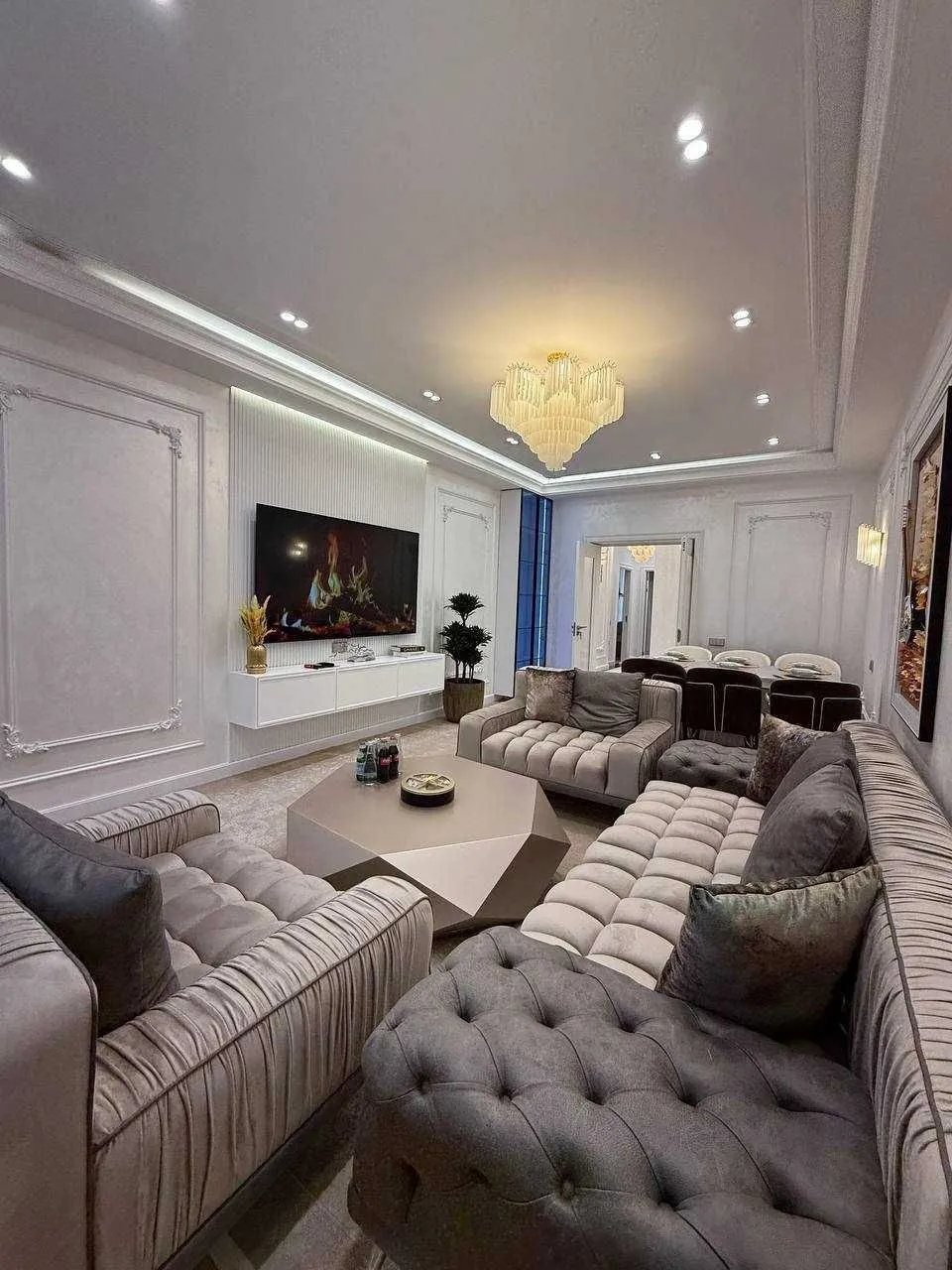 130 м², 4-комн. квартира, 2/9
