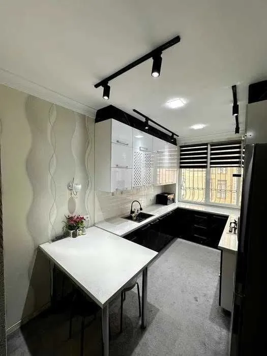 110 м², 4-комн. квартира, 6/8