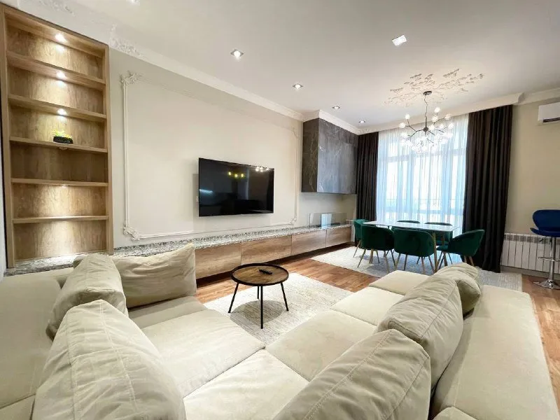 90 м², 3-комн. квартира, 7/8