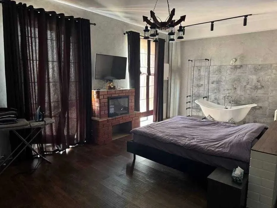 171 м², 4-комн. квартира, 8/9