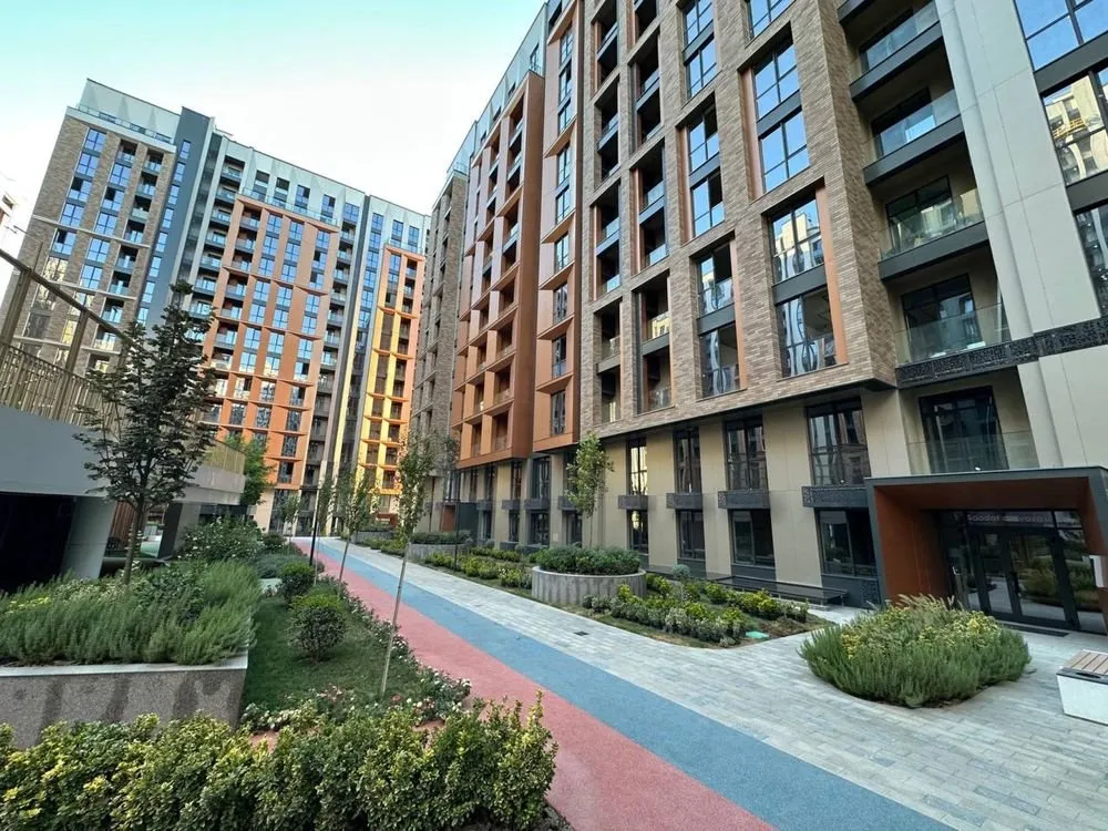 95 м², 3-комн. квартира, 13/15