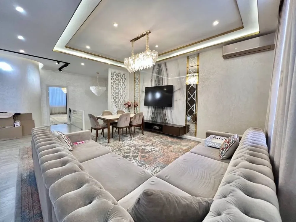170 м², 5-комн. квартира, 1/10