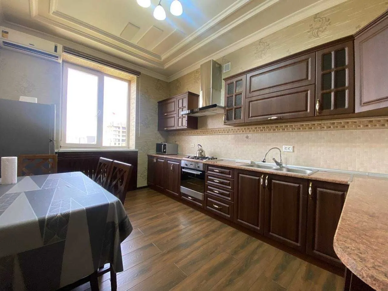 70 m², 2-xonali kvartira, 8/8