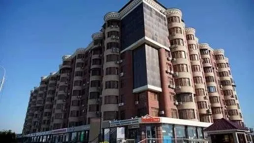 111 м², 4-комн. квартира, 4/9