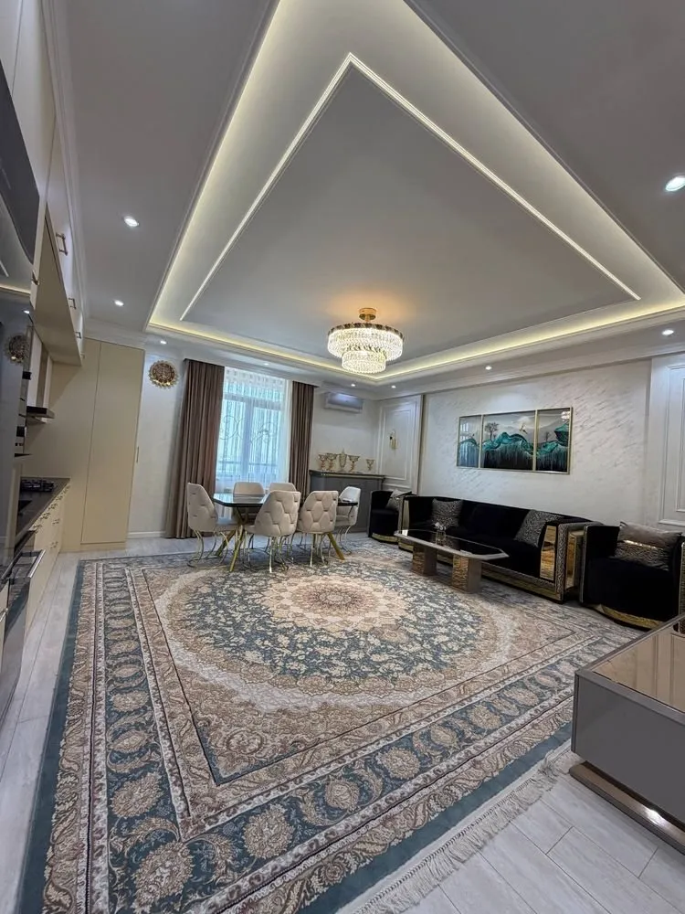 100 м², 4-комн. квартира, 5/10